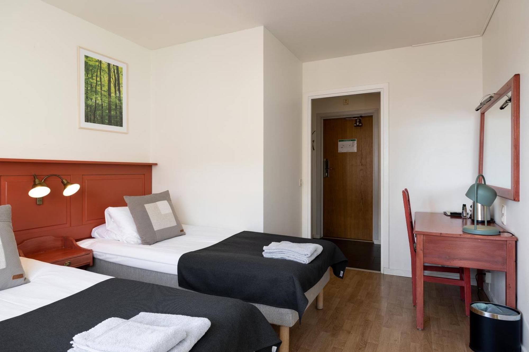 Hotel Bishops Arms مورا الغرفة الصورة