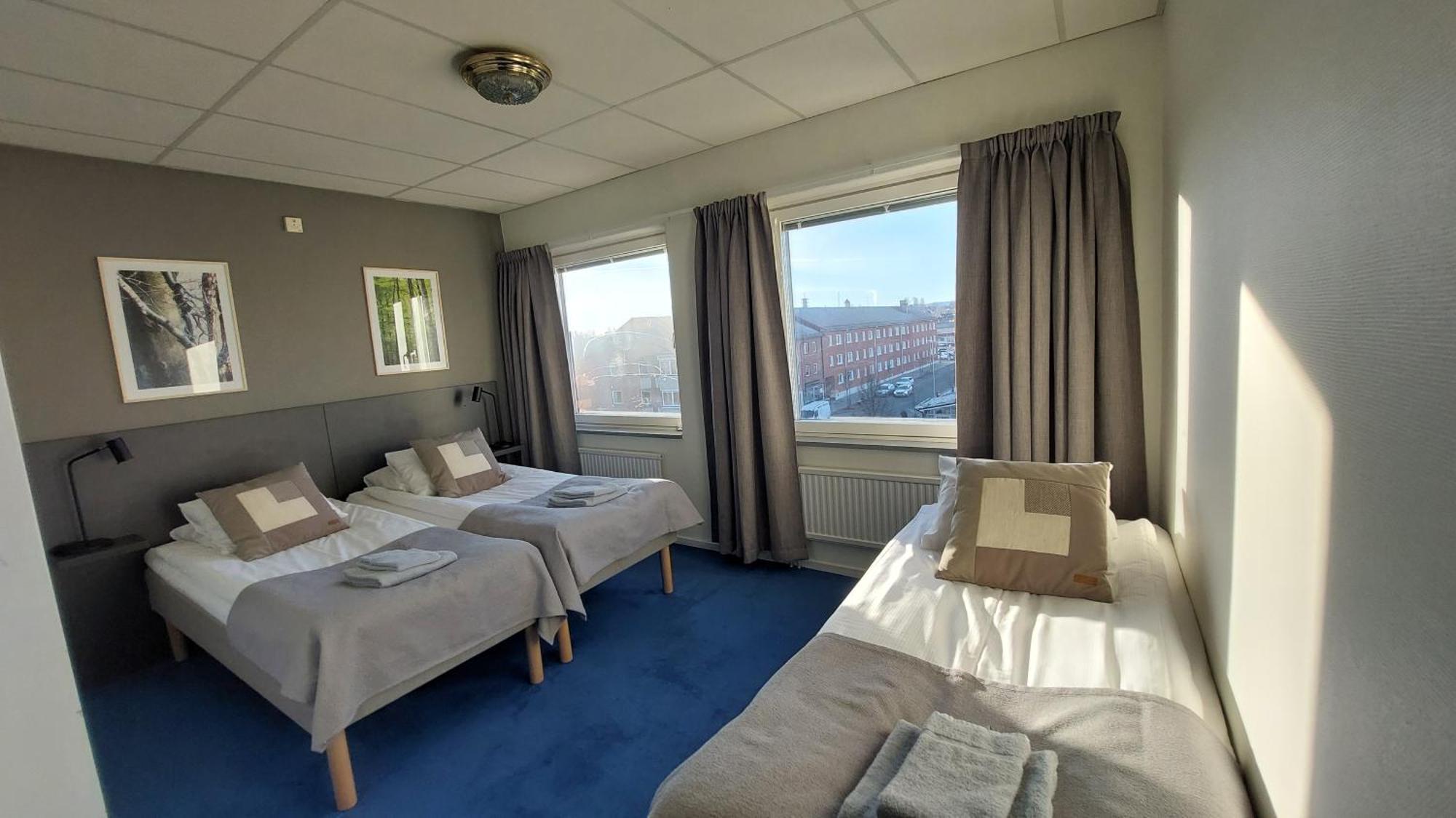 Hotel Bishops Arms مورا المظهر الخارجي الصورة