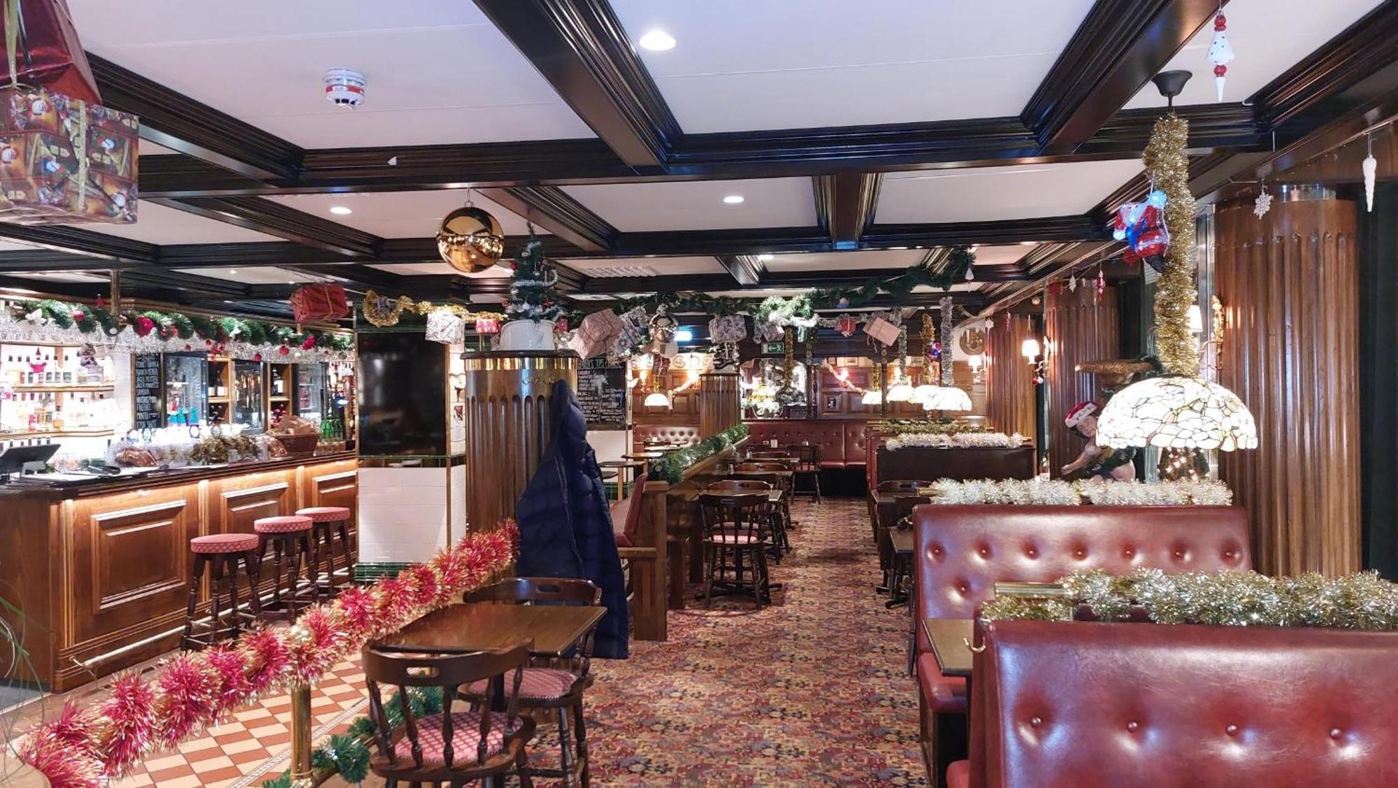 Hotel Bishops Arms مورا المظهر الخارجي الصورة